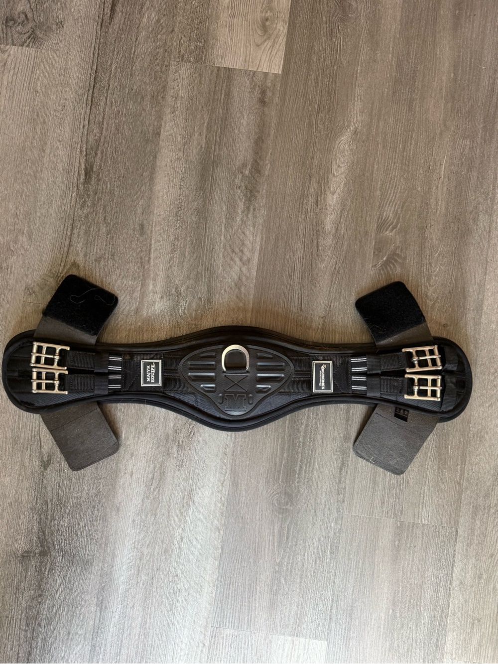 Majyk Equipe dressage girth - black